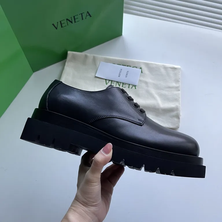 Bottega Veneta Shoe 